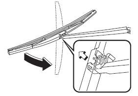 Ersetzen des Heckscheibenwischerblatts (Kombi)