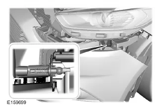 Scheinwerfer ausbauen