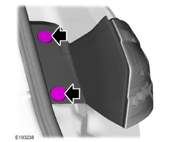 Ausbau der Rückleuchteneinheit, Kombi