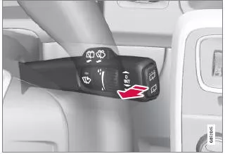 Reinigung der Scheinwerfer und der Scheiben